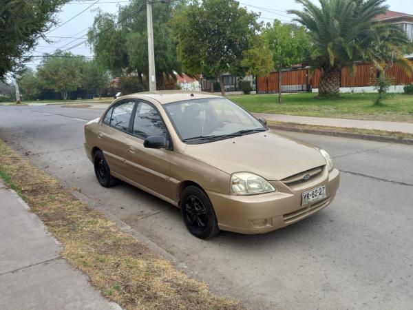 KIA RIO 1.3 AÑO 2005
