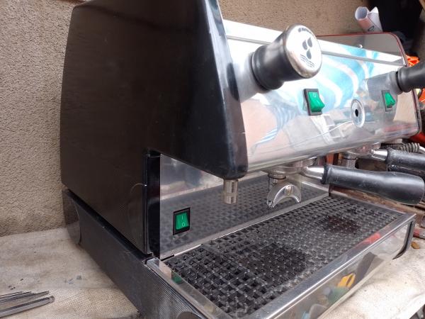MAQUINA CAFE PROFECIONAL 