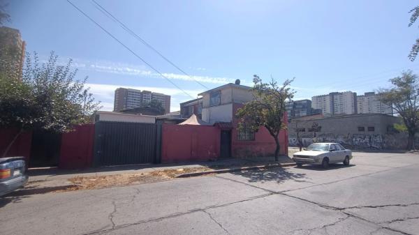 Casa Esquina 2 Pisos San Miguel 