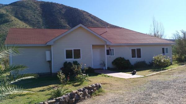 PARCELA C/EXCELENTE CASA 4D 2B 5000M2 PUTAENDO