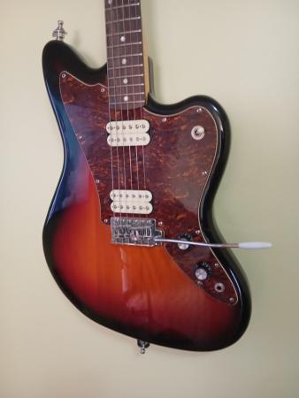 GUITARRA SQUIER JAGMASTER STANDARD SERIES 