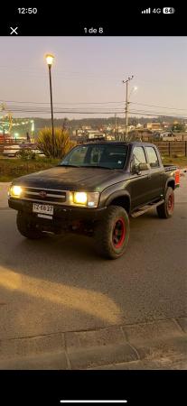 TOYOTA HILUX 2000 4X4