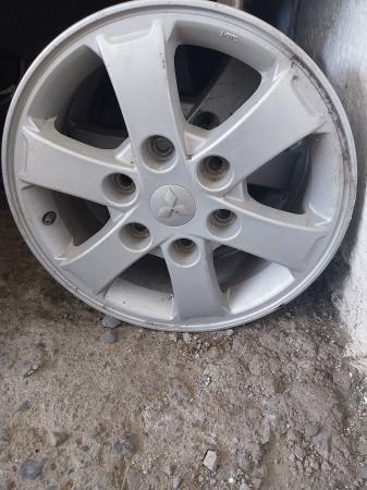 LLANTAS ALEACIÓN L200