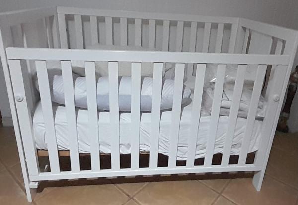CUNA DE MADERA