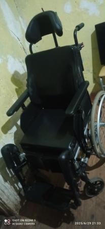 VENDO SILLA DE RUEDA 
