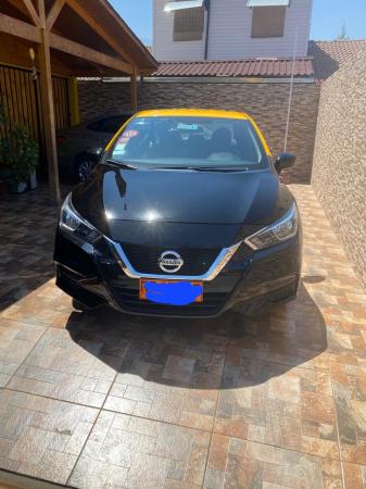 VENTA TAXI NISSAN VERSA 2022