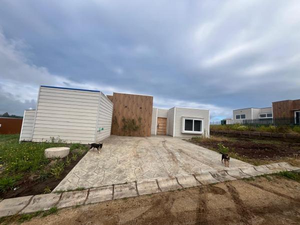 Se Vende Parcela Con 4 Casas